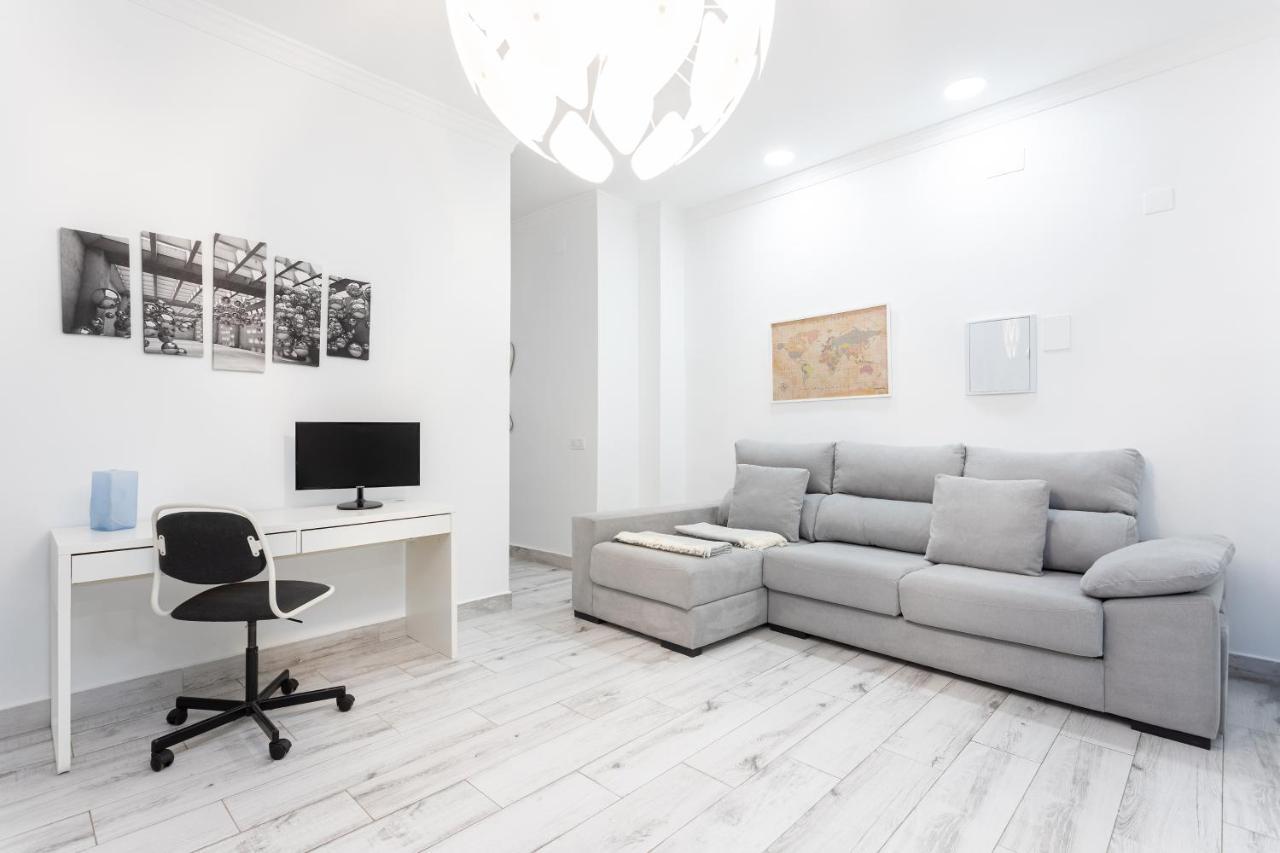 Apartamento Carmen マラガ エクステリア 写真